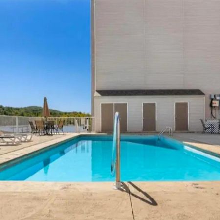 Perfect Condo, 31 Mm, Hoa Pool, Fishing Camdenton Esterno foto
